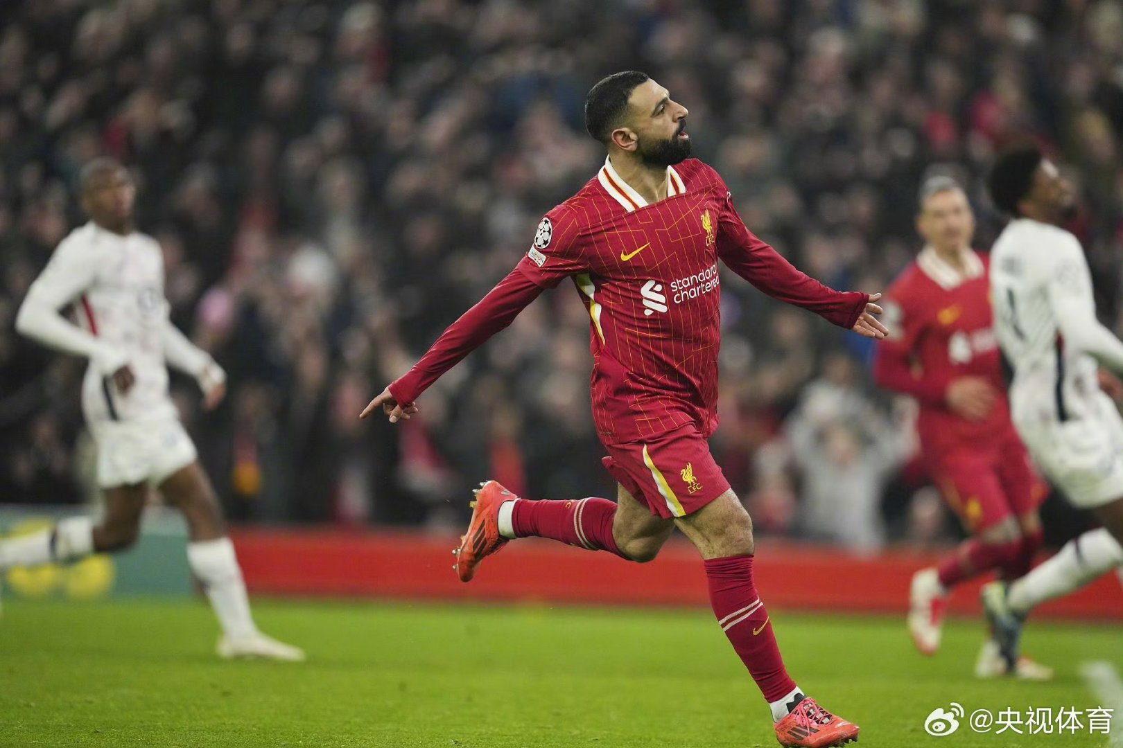 里尔战胜对手，取得胜利保持不败纪录