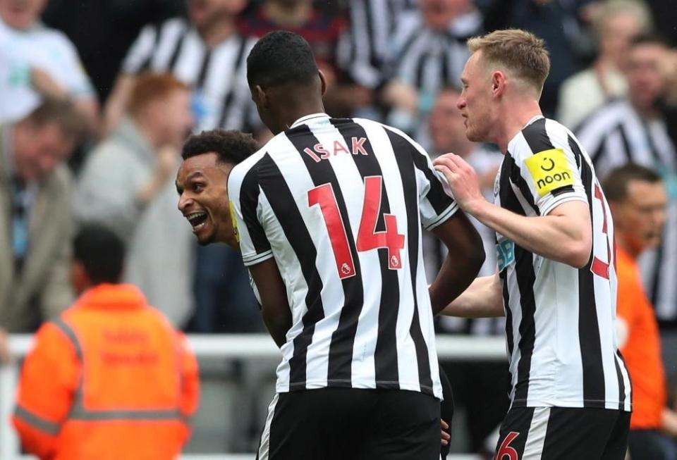 喜鹊客场斗志昂扬战平多特蒙德取得宝贵一分 喜鹊客场斗志昂扬战平多特蒙德取得宝贵一分