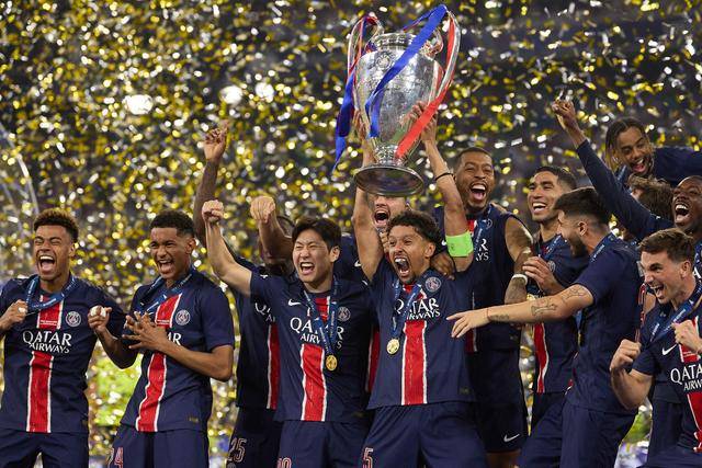 皇马深陷危机！欧冠小组赛两连败，索拉里或将下课