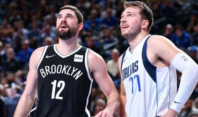 篮网对阵独行侠,东契奇孤掌难挡 篮网对阵独行侠,东契奇孤掌难挡