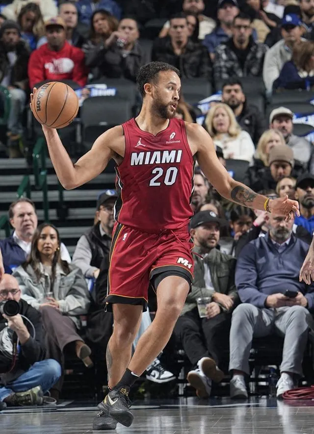 热火客场逆转骑士,赢得大胜 热火客场逆转骑士,赢得大胜