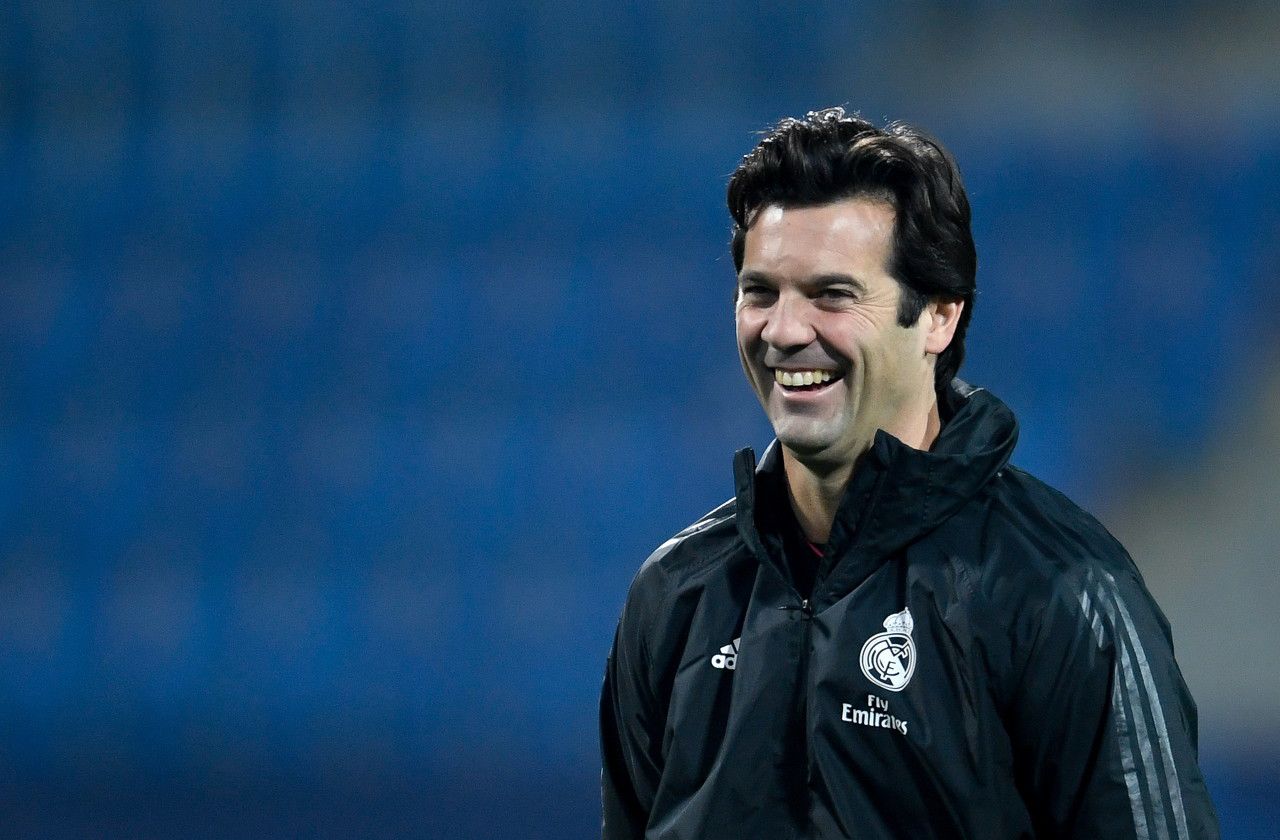 皇马主帅索拉里力挺门将库尔图瓦：他是我们的最佳守门员的简单介绍